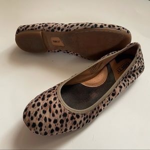 Born Leopard Julian Flats